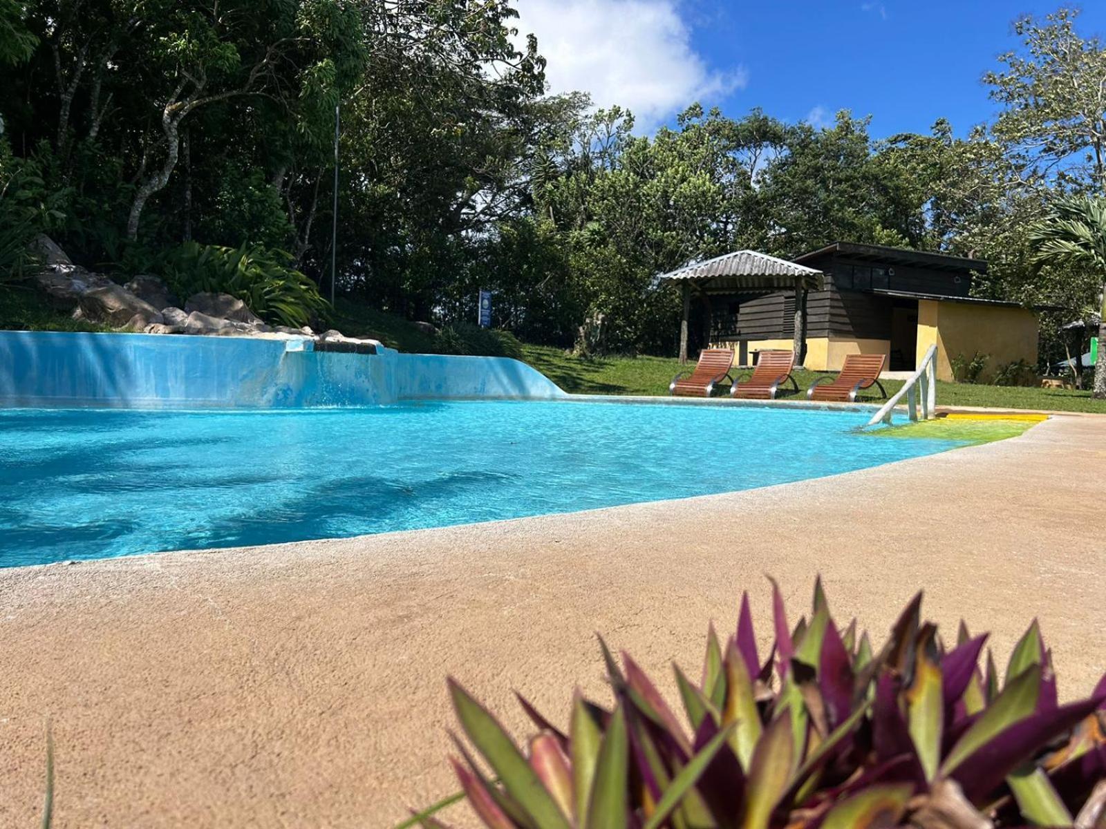 Colinas Del Miravalles Hotel & Hot Springs Guayabo  Exterior foto